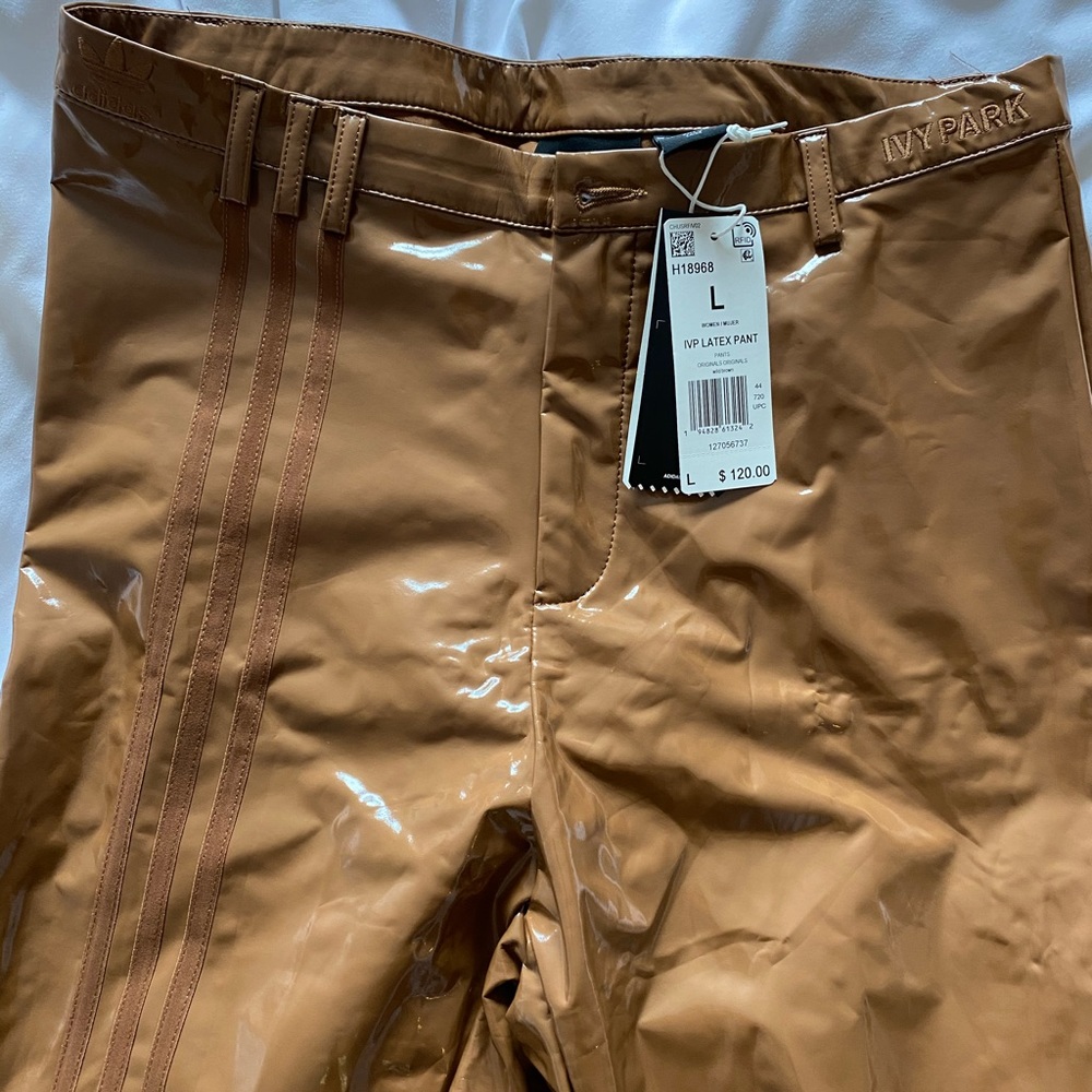 HIGH-WAISTED ADIDAS X IVY PARK LATEX PANTS